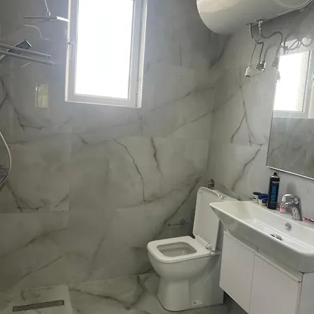 Semesterbostad Lea Homes Vlorë